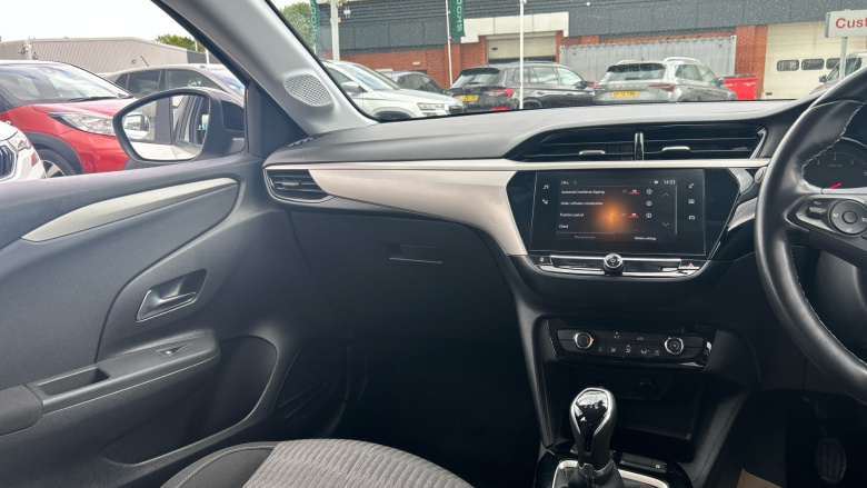 Vauxhall Corsa 1.2 SE 5dr Petrol Hatchback